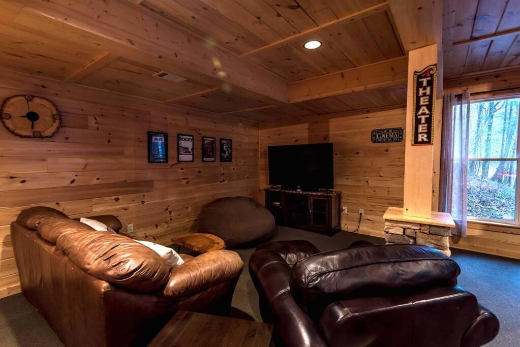 Private Creekside Cabin+Hot Tub,Pool Table, & Pets Ellijay Esterno foto